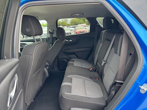 Used 2025 Chevrolet Blazer LT FWD image 27