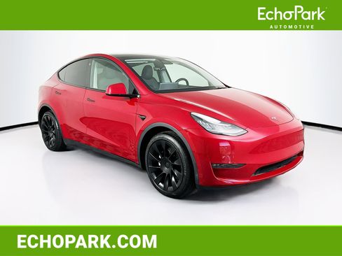 Used 2021 Tesla Model Y Long Range AWD/4WD image 1