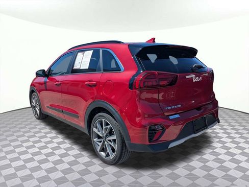 Used 2022 Kia Niro Touring Special Edition FWD image 4