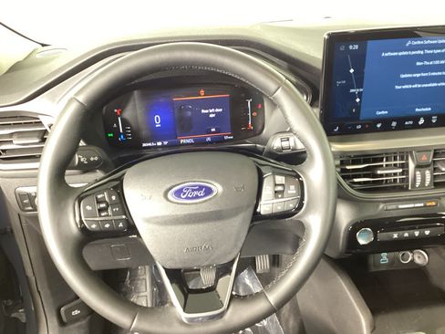 Used 2023 Ford Escape Active w/ Tech Pack #1 AWD/4WD image 25