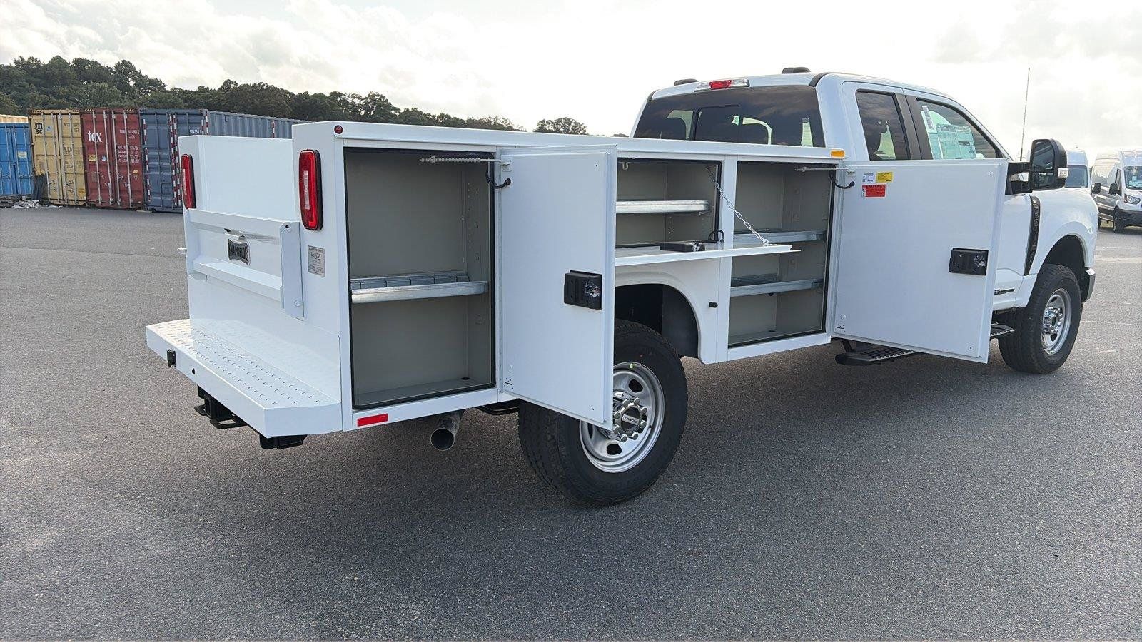 New 2027 Ford F350 XL w/ XL Chrome Package AWD/4WD image 25