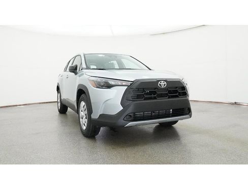 New 2026 Toyota Corolla Cross L FWD image 31