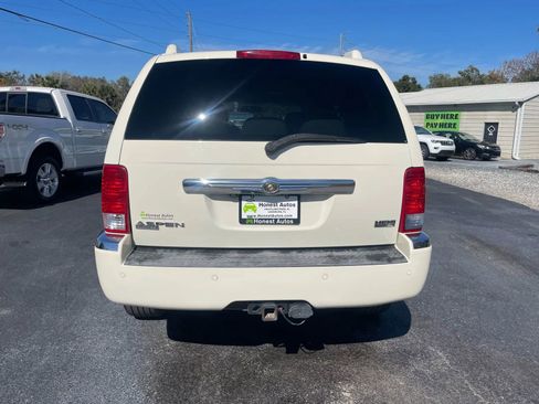 Used 2008 Chrysler Aspen Limited image 7
