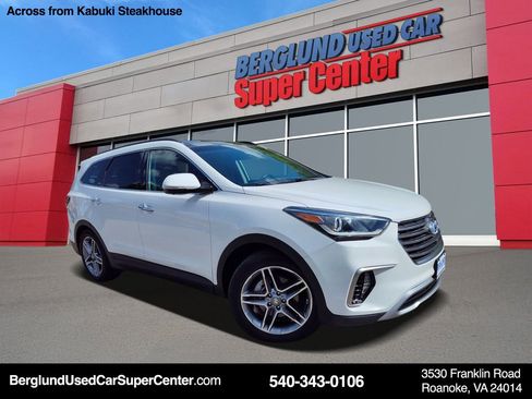Used 2018 Hyundai Santa Fe FWD image 1