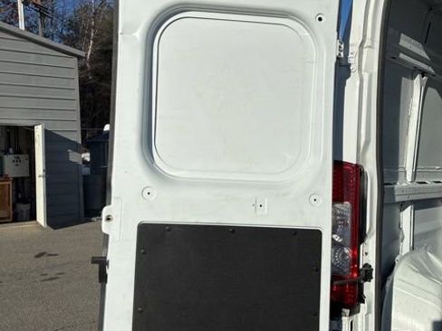 Used 2023 RAM ProMaster 2500 FWD image 23