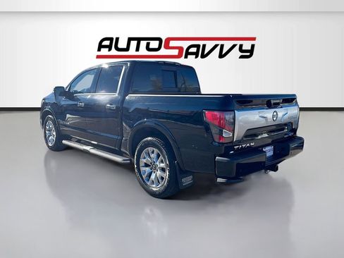 Used 2024 Nissan Titan Platinum Reserve w/ Moonroof Package image 5
