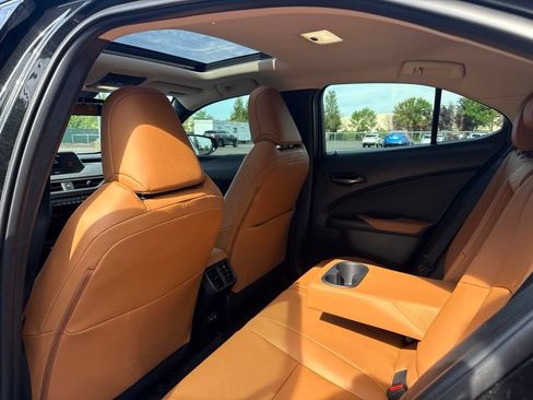 Used 2021 Lexus UX 250h w/ Premium Package AWD/4WD image 19