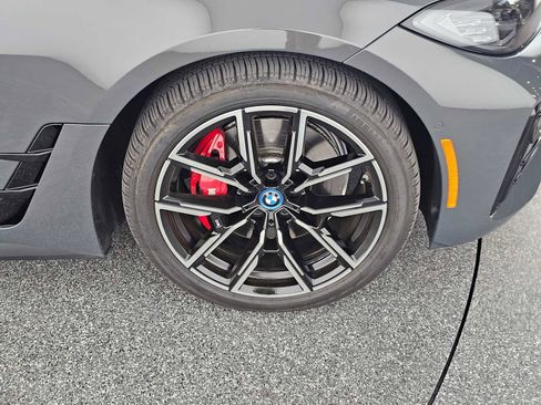 Used 2022 BMW i4 M50 w/ Premium Package image 9