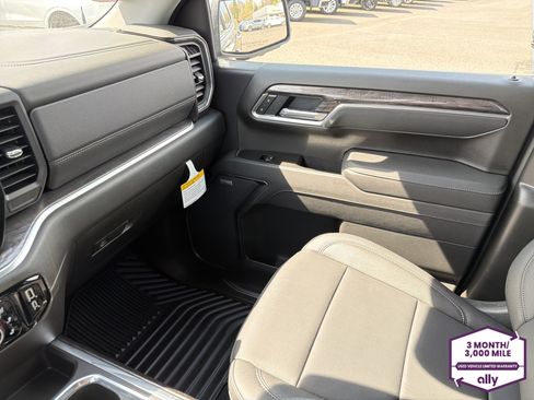 Used 2026 Chevrolet Silverado 1500 LTZ AWD/4WD image 24