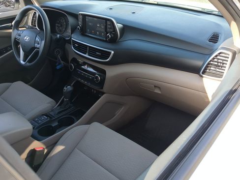 Used 2021 Hyundai Tucson SE image 13