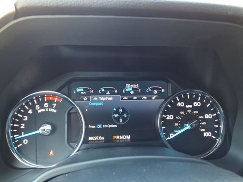 Used 2022 Ford F250 Lariat w/ Black Appearance Package AWD/4WD image 21