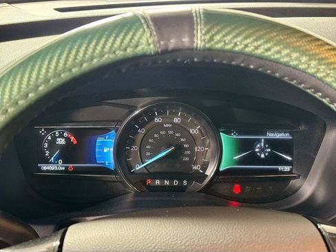 Used 2017 Ford Explorer XLT w/ Equipment Group 202A AWD/4WD image 14