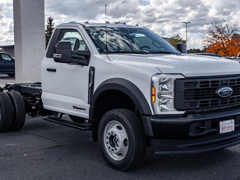 New 2026 Ford F550 4x4 Regular Cab Super Duty w/ Snow Plow Prep Package image 3