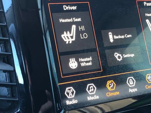 Used 2019 Jeep Cherokee Limited AWD/4WD image 20