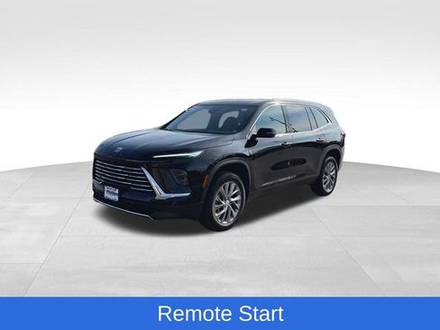 Certified 2025 Buick Enclave Preferred image 4