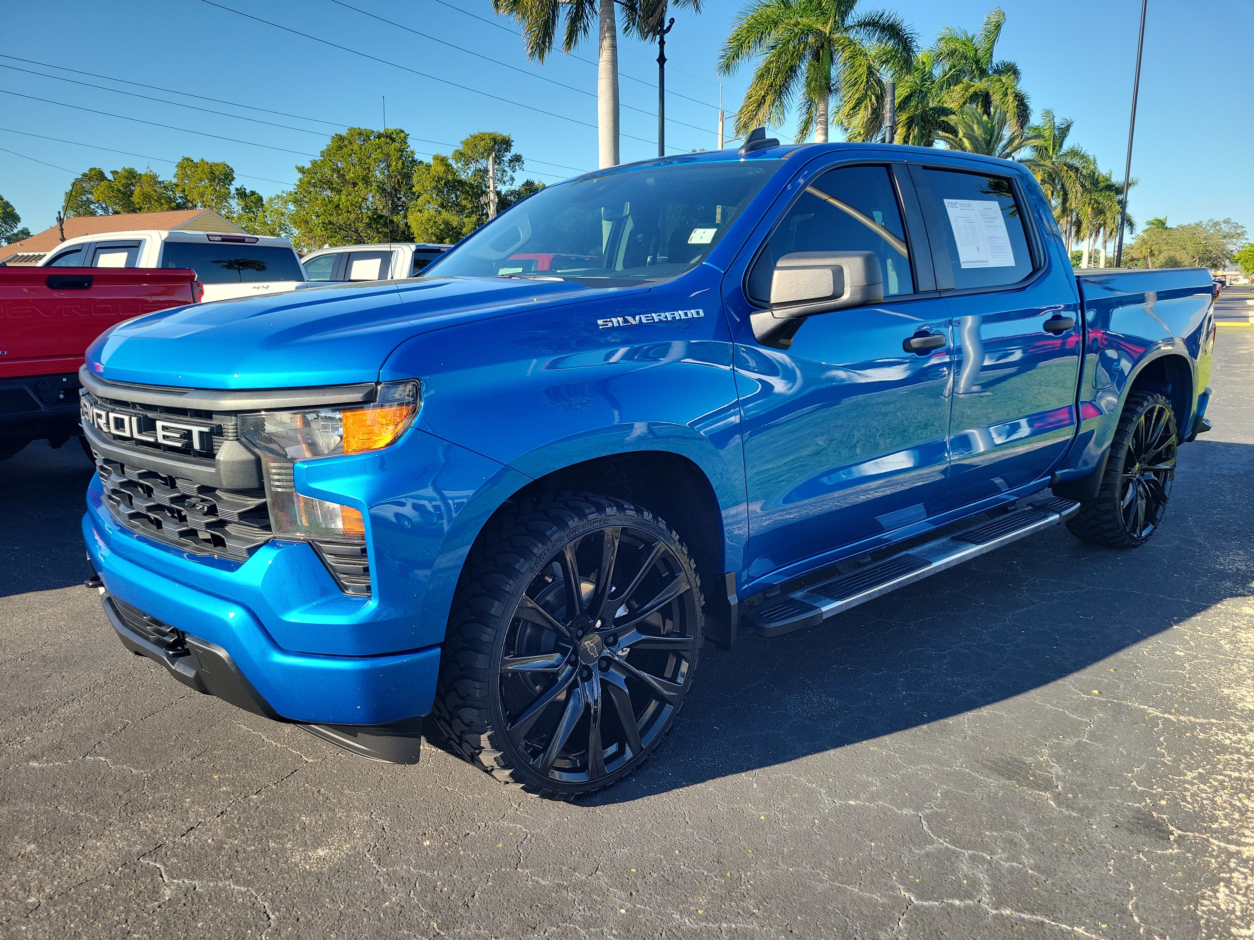 Used 2024 Chevrolet Silverado 1500 Custom RWD image 2