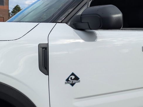 New 2025 Ford Bronco Sport Outer Banks image 12