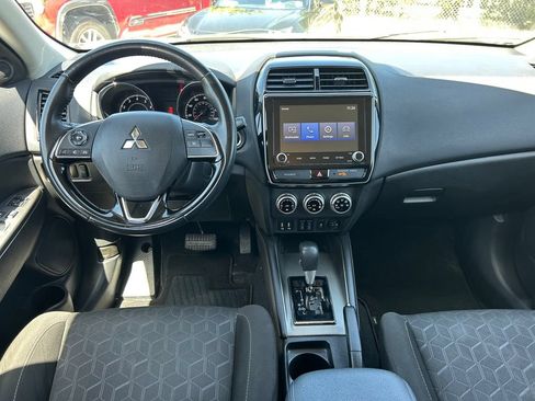 Used 2020 Mitsubishi Outlander Sport SE FWD image 16