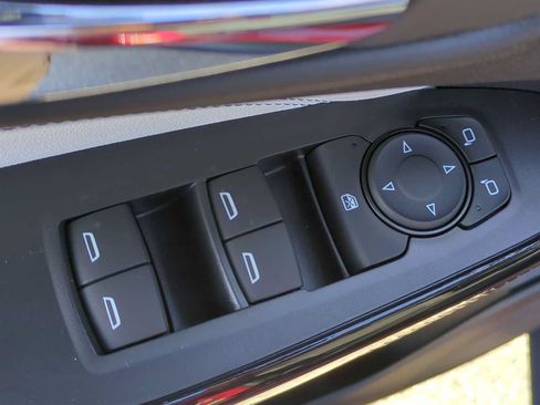 New 2026 Chevrolet Trax LT FWD image 11