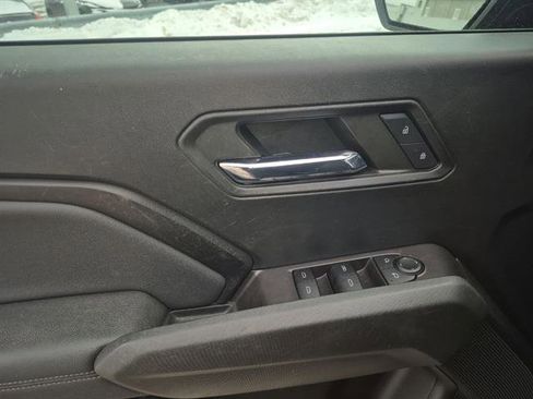 Used 2023 Chevrolet Colorado LT image 88