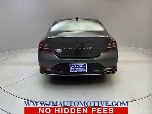 Used 2022 Genesis G70 2.0T image 4
