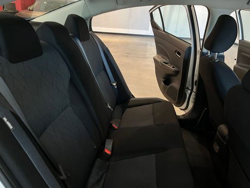 Used 2025 Nissan Versa SV FWD image 36