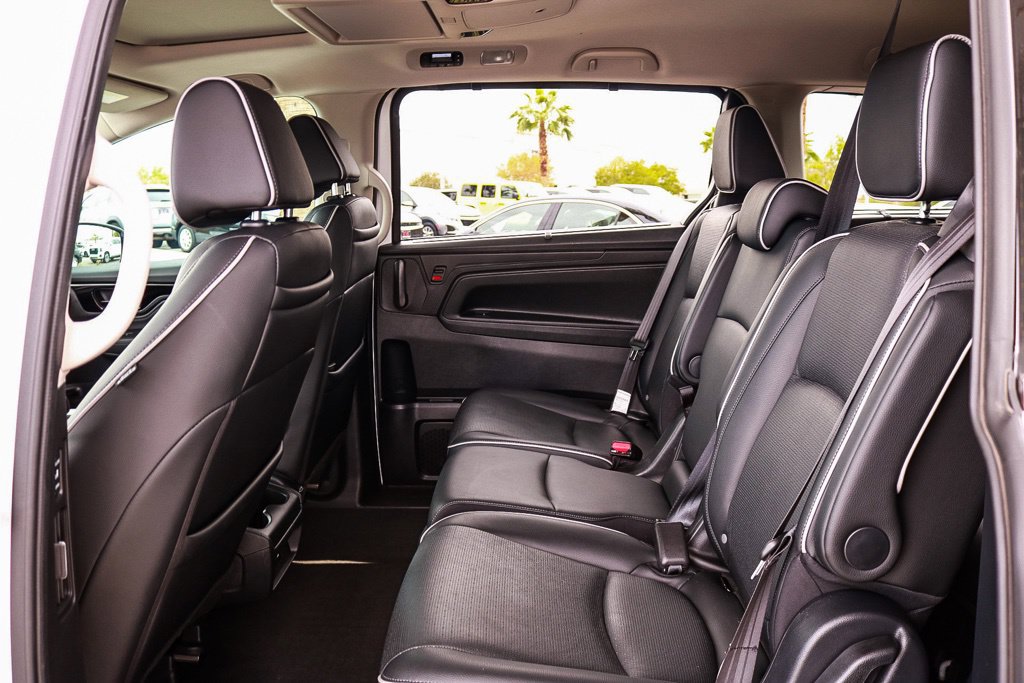 Used 2025 Honda Odyssey Elite image 7