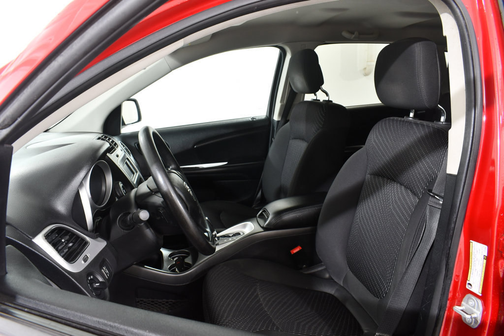 Used 2018 Dodge Journey SE FWD image 6