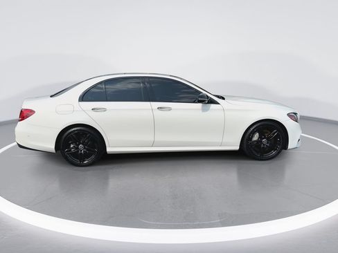 Used 2019 Mercedes-Benz E 300 4MATIC image 9