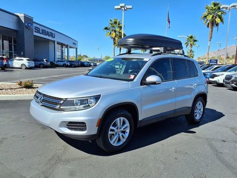 Used 2016 Volkswagen Tiguan S image 8