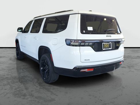 New 2026 Jeep Grand Wagoneer L Limited AWD/4WD image 3