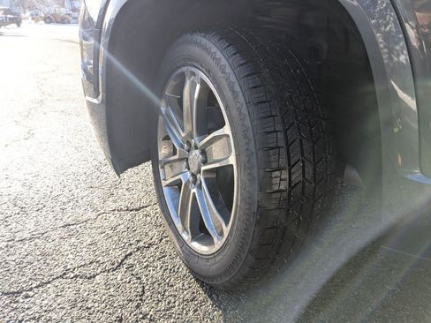 Used 2019 GMC Acadia Denali w/ Technology Package image 39