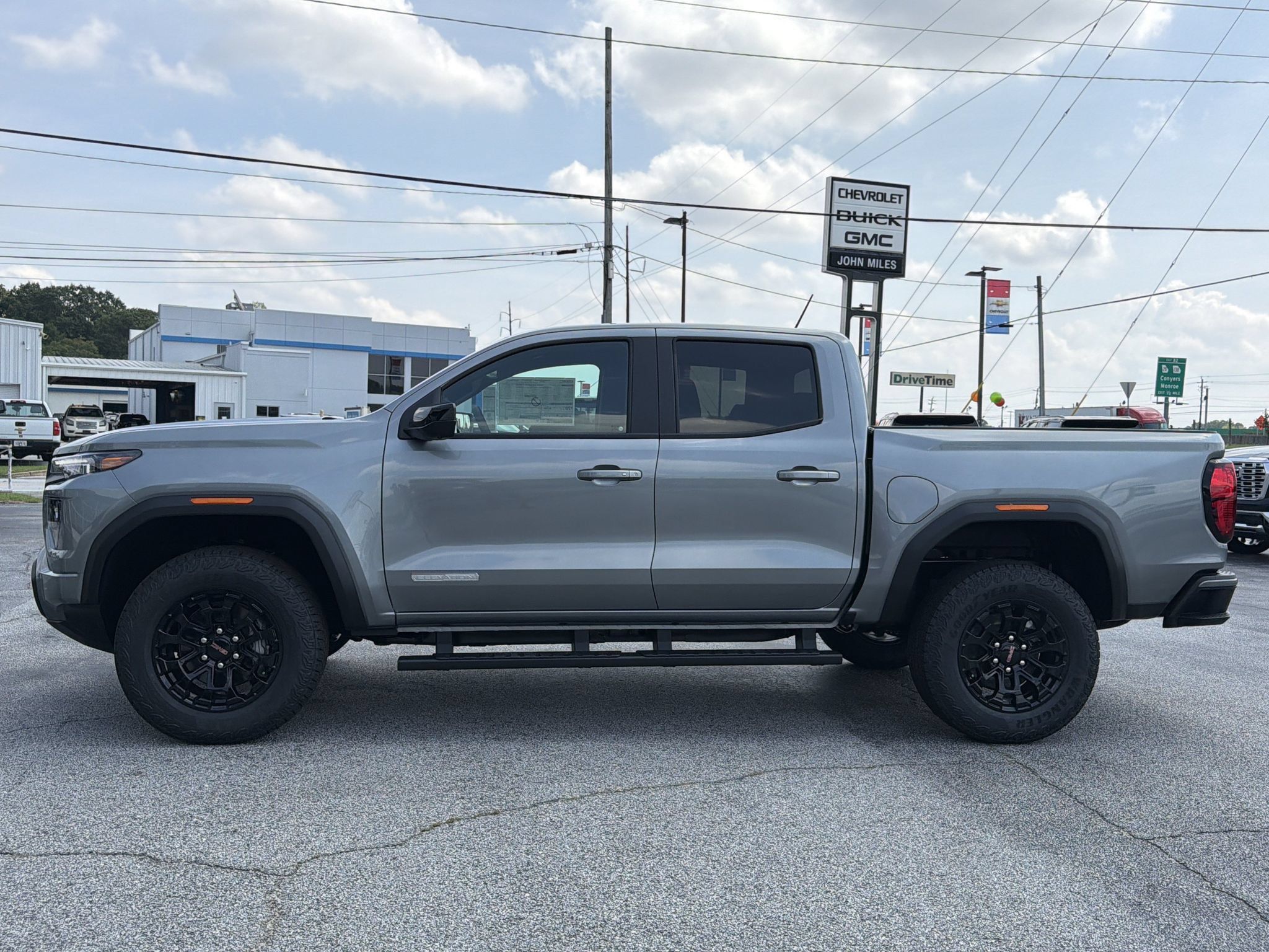 New 2026 GMC Canyon Elevation w/ Convenience Package RWD image 16