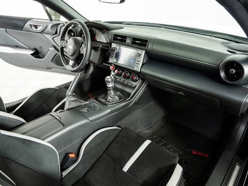 Used 2025 Subaru BRZ Limited w/ Popular Package 2 image 17