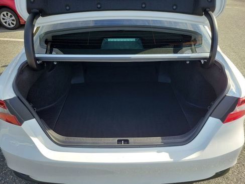 Used 2023 Toyota Camry LE image 19