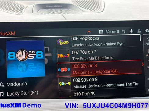 Used 2021 BMW X5 M50i w/ Executive Package image 40