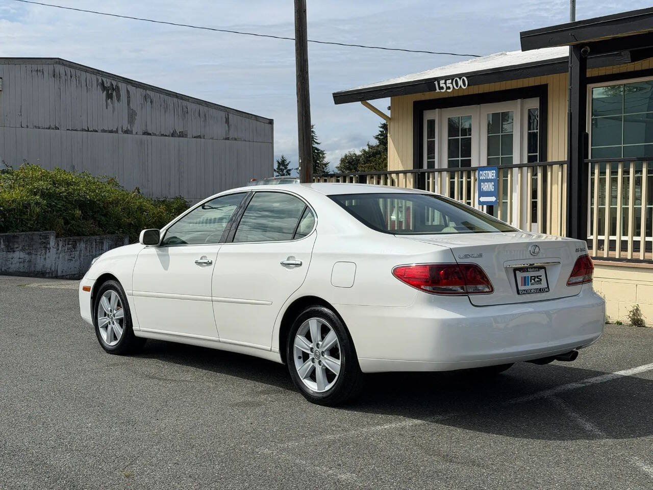 Used 2006 Lexus ES 330 w/ Preferred Accessory Pkg FWD image 3