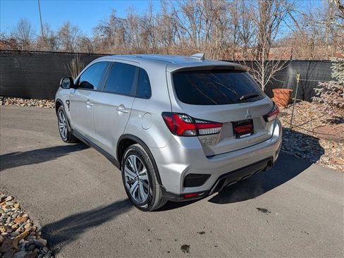 Used 2024 Mitsubishi Outlander Sport ES image 3