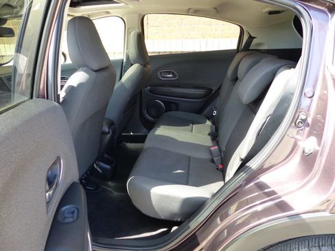 Used 2021 Honda HR-V EX image 39