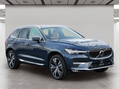 Used 2022 Volvo XC60 B5 Inscription w/ Advanced Package