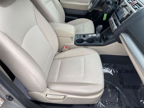 Used 2015 Subaru Outback 2.5i Premium image 18