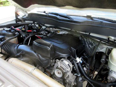 Used 2016 Chevrolet Silverado 3500 W/T image 35