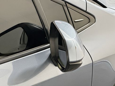 Used 2022 Toyota Corolla LE image 10