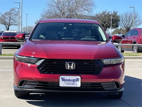 Certified 2025 Honda Accord LX image 6