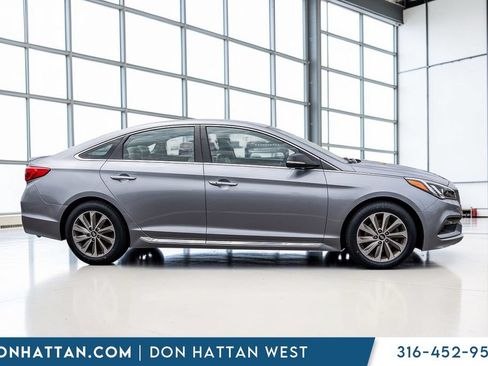 Used 2017 Hyundai Sonata Sport w/ Value Edition Package 02 FWD image 31