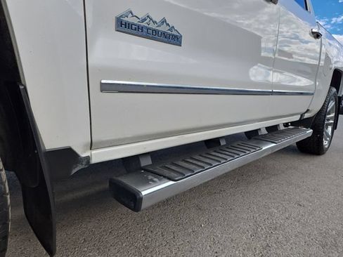 Used 2018 Chevrolet Silverado 1500 High Country AWD/4WD image 9