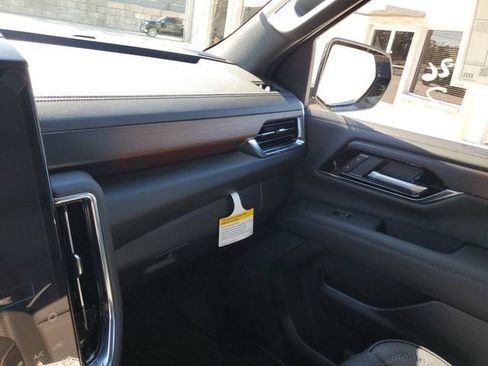 New 2026 GMC Yukon XL Denali w/ Sun & Power Step Package image 25