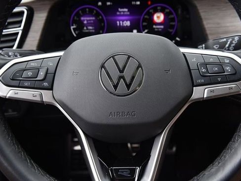 Certified 2024 Volkswagen Atlas SEL Premium R-Line AWD/4WD image 18