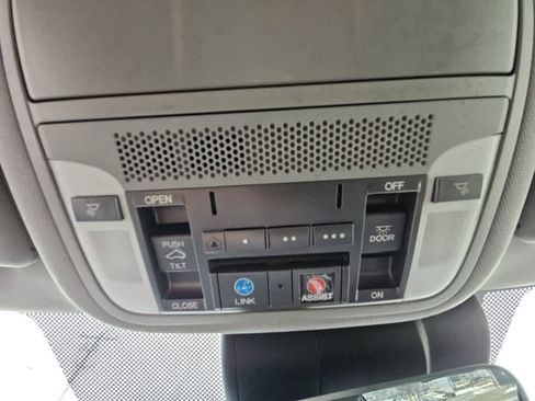 Used 2016 Acura TLX V6 w/ Technology Package image 19