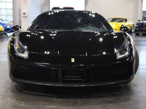 Used 2016 Ferrari 488 GTB RWD image 2
